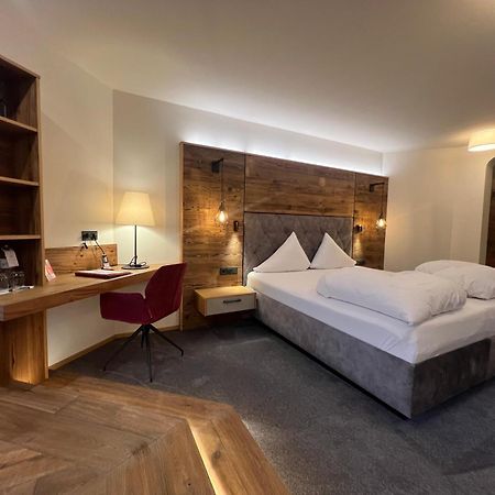 Wellnesshotel ...Liebes Rot-Flueh هالدينسي المظهر الخارجي الصورة